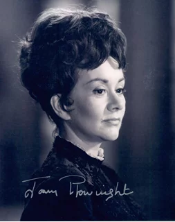 Joan Plowright autograph
