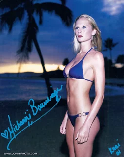 Michonne Bourriague autograph