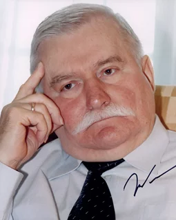 Lech Walesa autograph