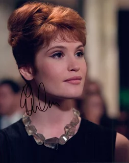 Gemma Arterton autograph