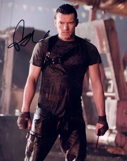 Sam Worthington autograph