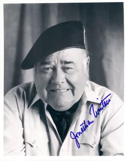 Jonathan Winters autograph
