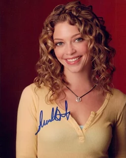 Amanda Detmer autograph