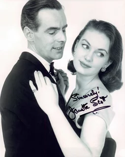 Janette Scott autograph