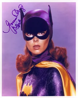 Yvonne Craig autograph