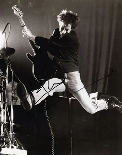 Pete Townshend autograph