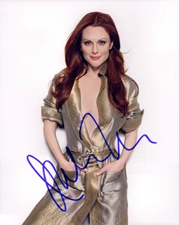 Julianne Moore autograph