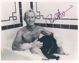 Paul Hogan autograph