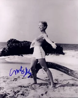 Mitzi Gaynor autograph