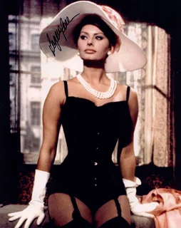 Sophia Loren autograph