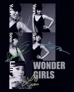 Wonder Girls autograph