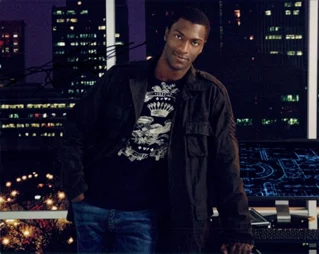 Aldis Hodge autograph