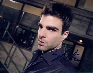 Zachary Quinto autograph