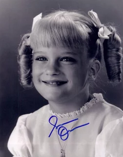 Susan Olsen autograph
