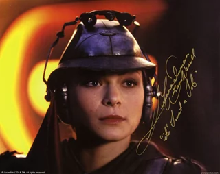 Leeanna Walsman autograph