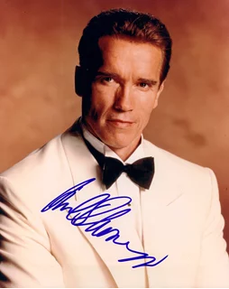 Arnold Schwarzenegger autograph
