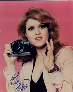 Bernadette Peters autograph
