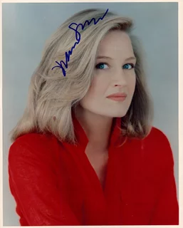 Diane Sawyer autograph