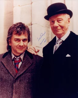 John Gielgud autograph