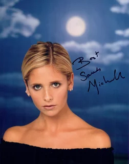 Sarah Michelle Gellar autograph