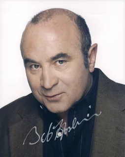 Bob Hoskins autograph