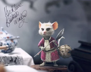 Barbara Windsor autograph