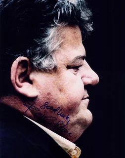 Robbie Coltrane autograph