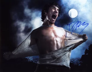 Tyler Posey autograph