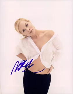 Maria Bello autograph