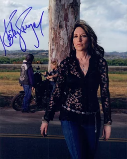 Katey Sagal autograph