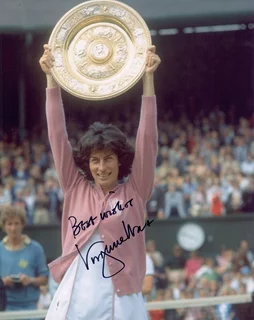 Virginia Wade autograph