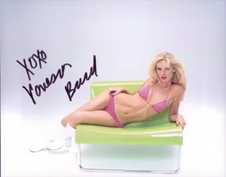 Vanessa Branch autograph