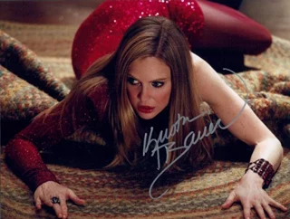 Kristin Bauer autograph
