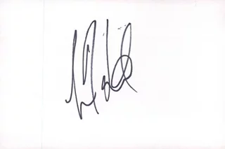 Leo Howard autograph