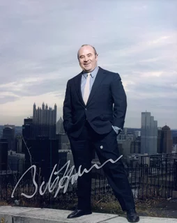 Bob Hoskins autograph