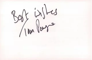 Tom Payne autograph