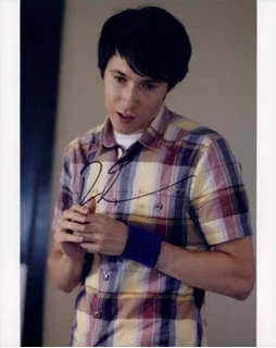 Ryan Cartwright autograph