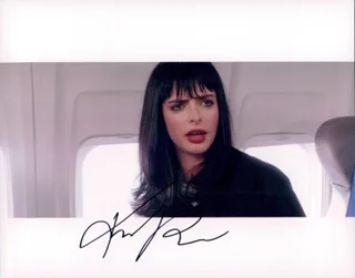 Krysten Ritter autograph