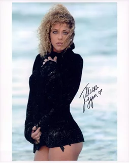 Jillisa Lynn autograph