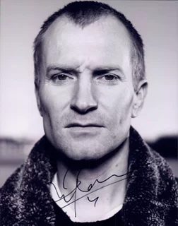 Ulrich Thomsen autograph