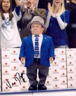 Verne Troyer autograph