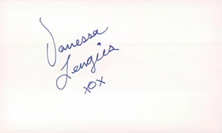 Vanessa Lengies autograph
