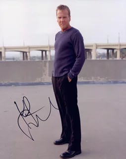 Kiefer Sutherland autograph
