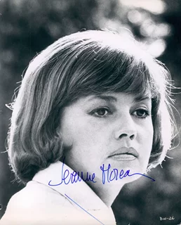 Jeanne Moreau autograph