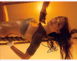 Jamie Chung autograph