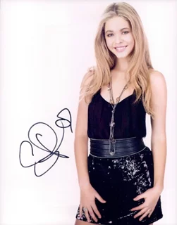 Sasha  Pieterse autograph