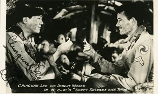 Chingwah Lee autograph