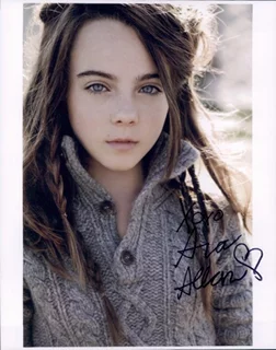 Ava Allan autograph