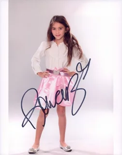 Rowan Blanchard autograph