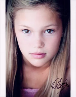 Olivia Holt autograph